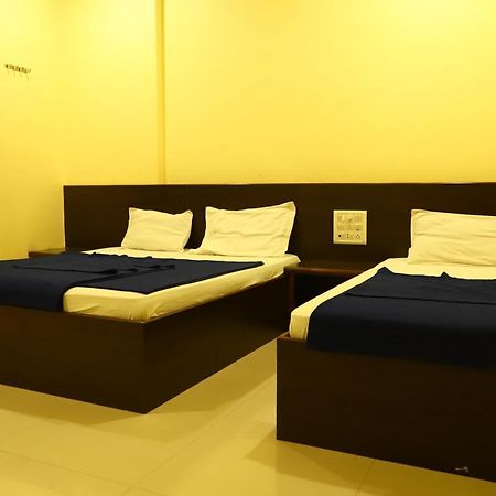 Sai Madhavi Palace Hotel Shirdi Εξωτερικό φωτογραφία