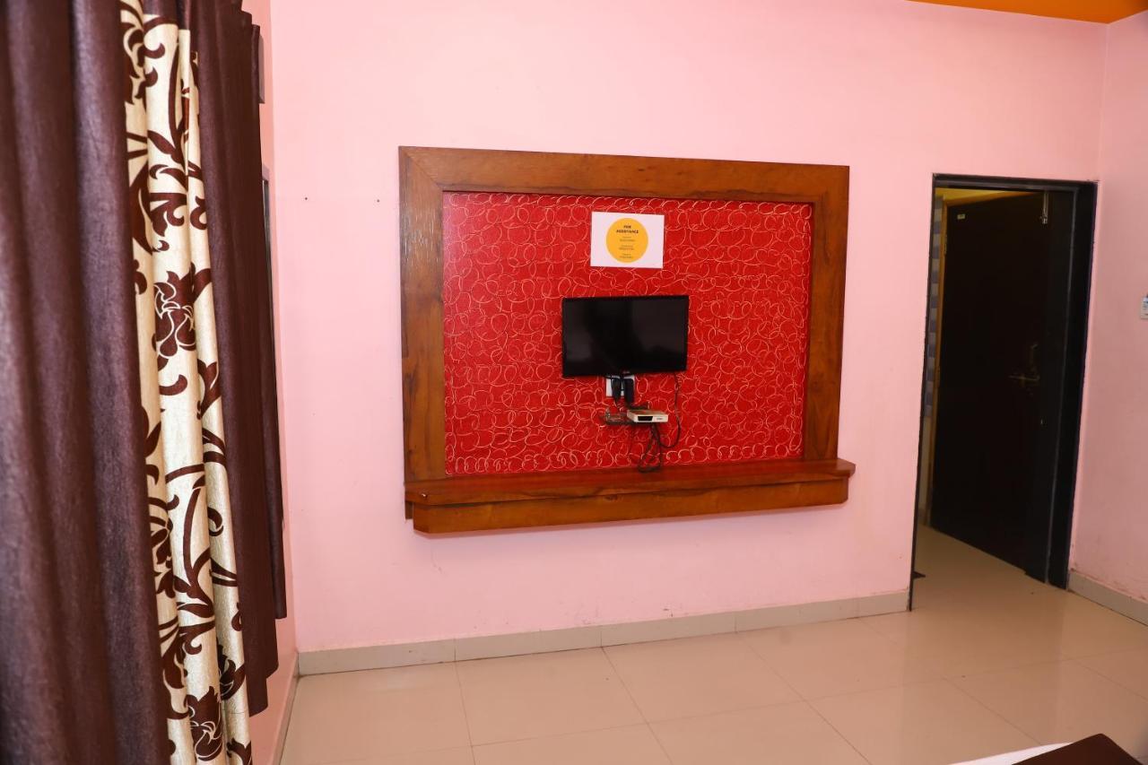 Sai Madhavi Palace Hotel Shirdi Εξωτερικό φωτογραφία