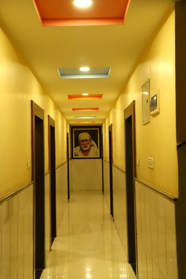 Sai Madhavi Palace Hotel Shirdi Εξωτερικό φωτογραφία