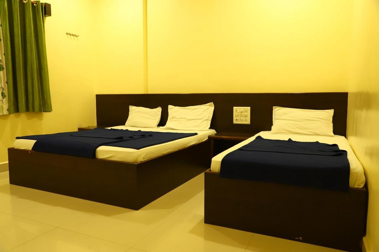 Sai Madhavi Palace Hotel Shirdi Εξωτερικό φωτογραφία