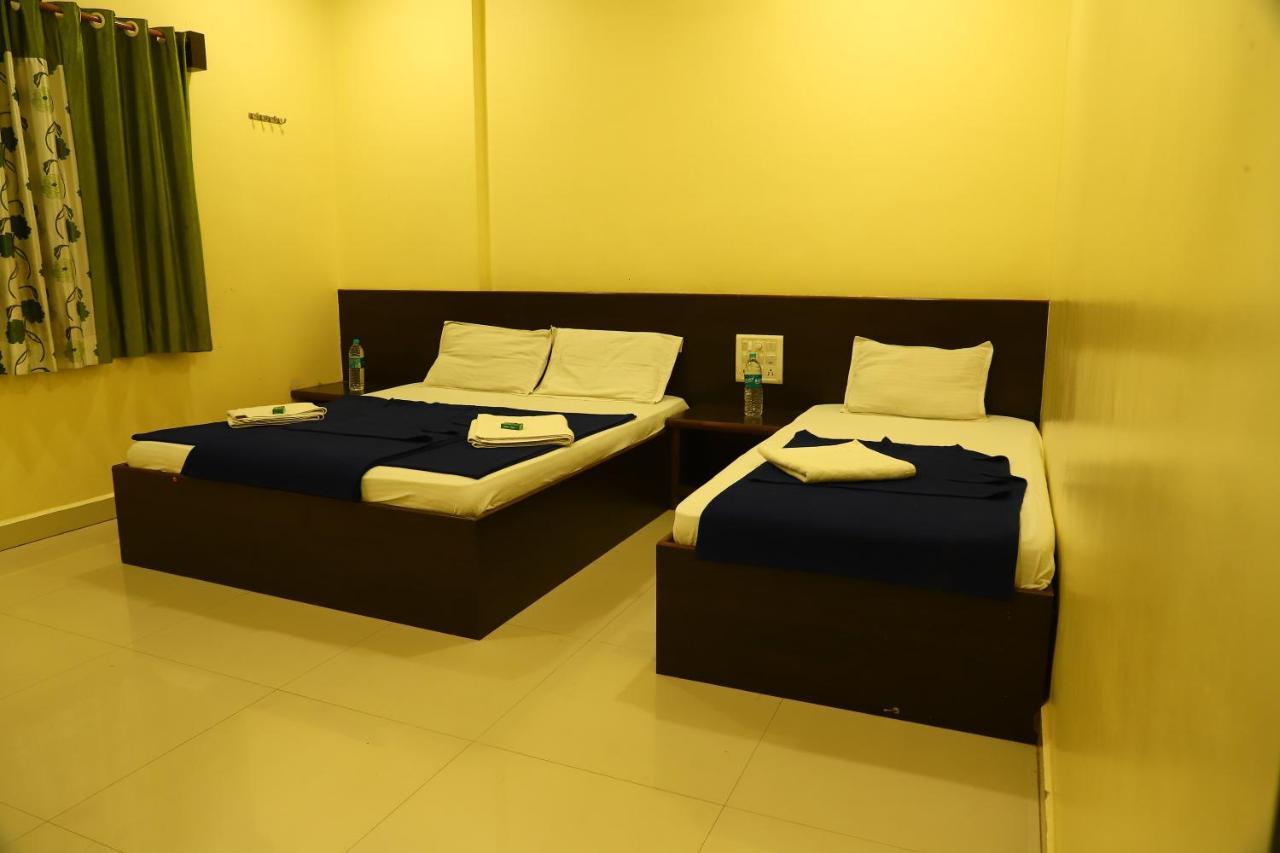 Sai Madhavi Palace Hotel Shirdi Εξωτερικό φωτογραφία