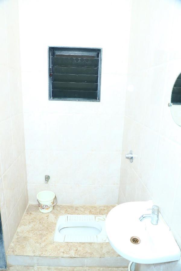 Sai Madhavi Palace Hotel Shirdi Εξωτερικό φωτογραφία
