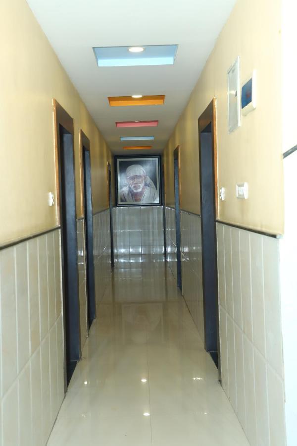Sai Madhavi Palace Hotel Shirdi Εξωτερικό φωτογραφία